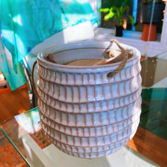 Other - Handmade by Me White Beachy Plant Hanger 🐉🔮